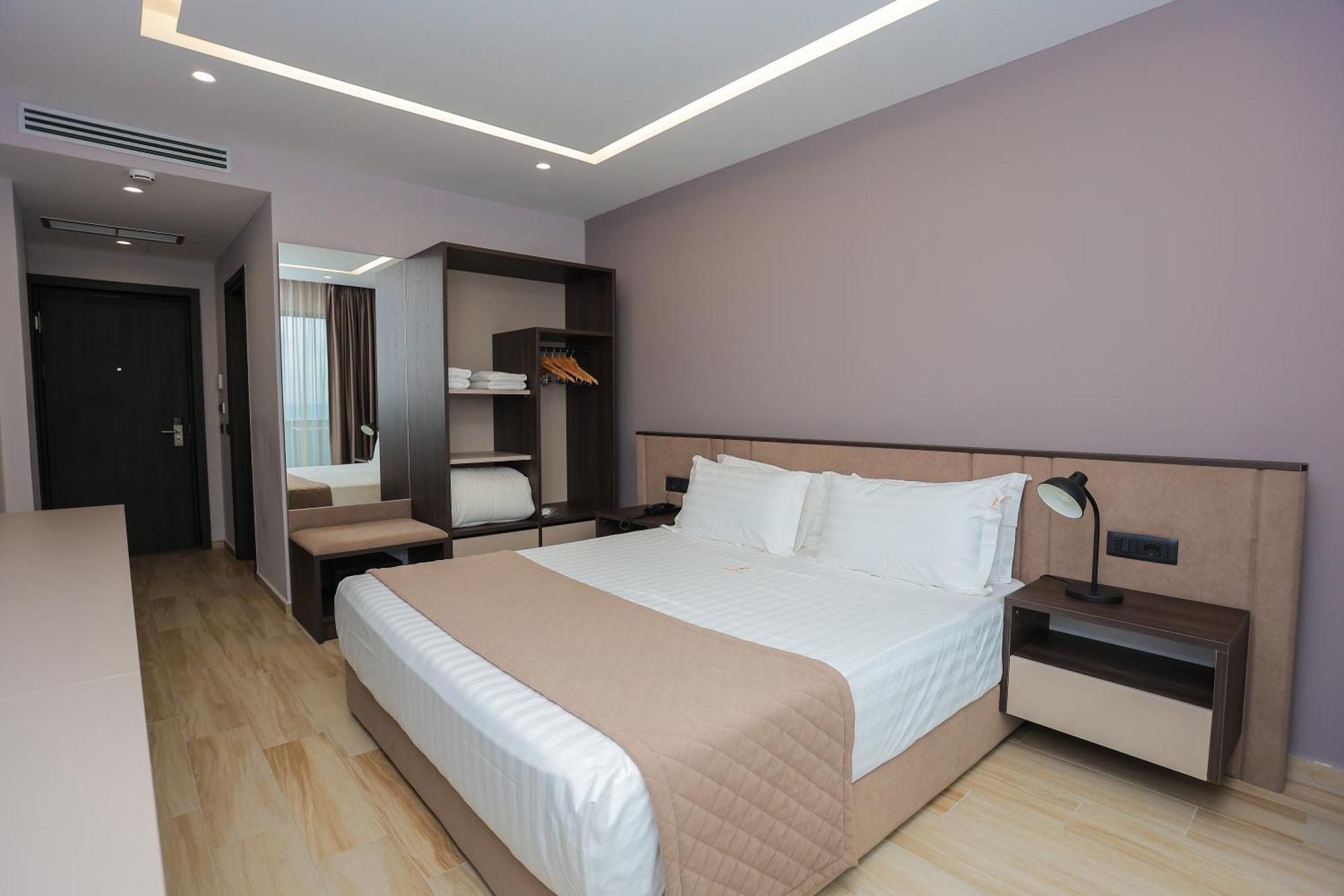 Joelle Premium Hotel ซารานเดอ ภายนอก รูปภาพ