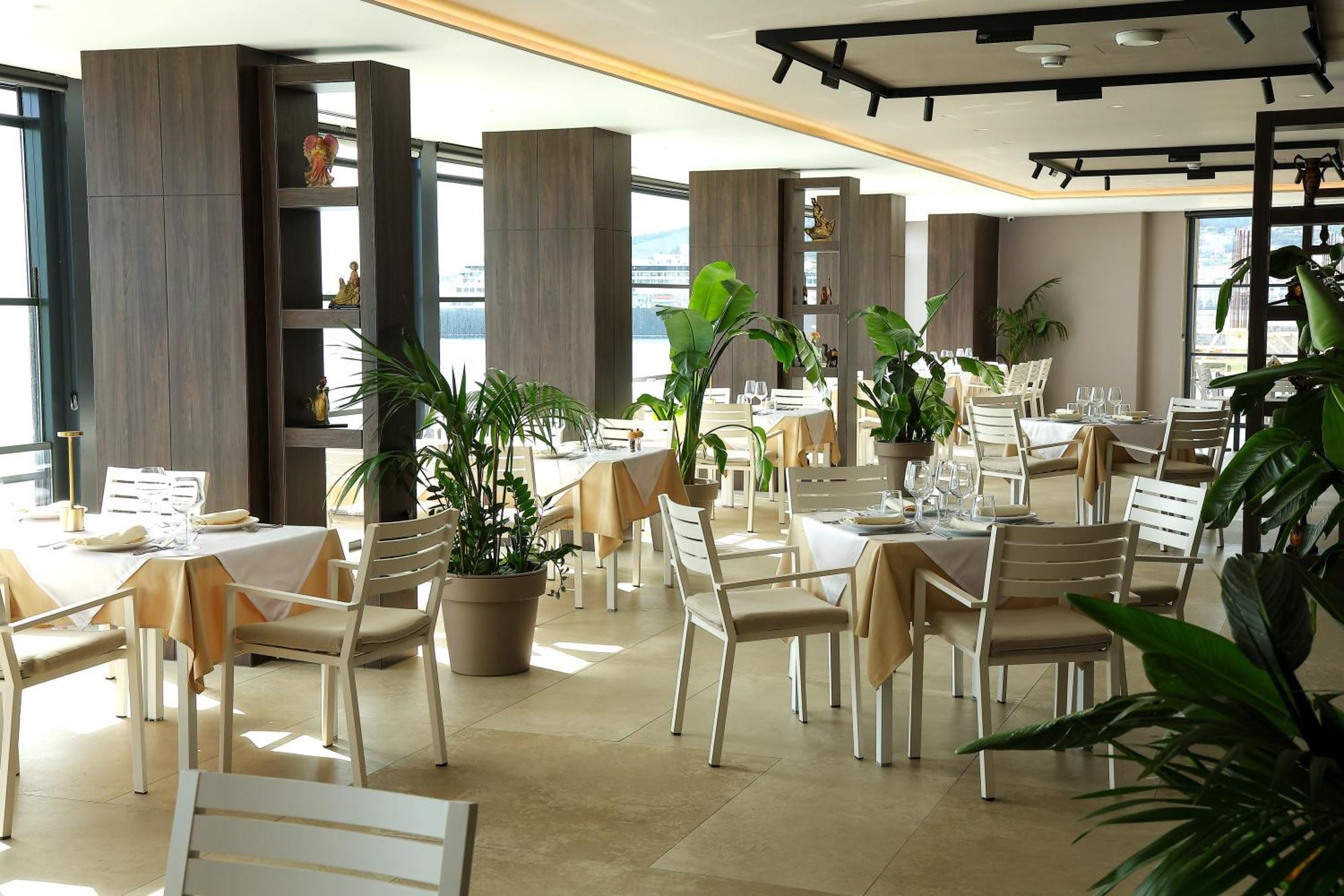 Joelle Premium Hotel ซารานเดอ ภายนอก รูปภาพ